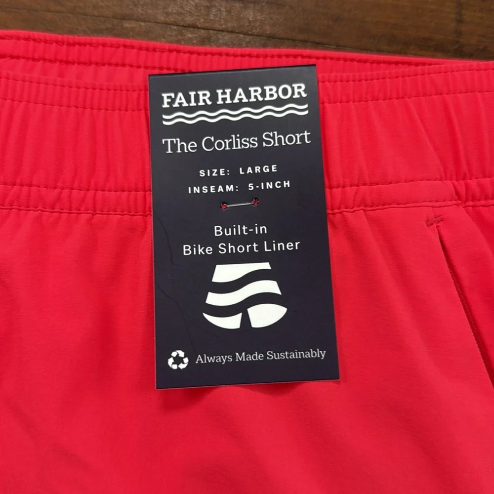 Women's Fair Harbour Shorts Size Large Coral Built in Biker Short Nylon Blend‎